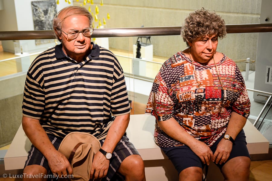 Life-like Old Couple on a Bench by Duane Hanson Palm Springs Art Museum