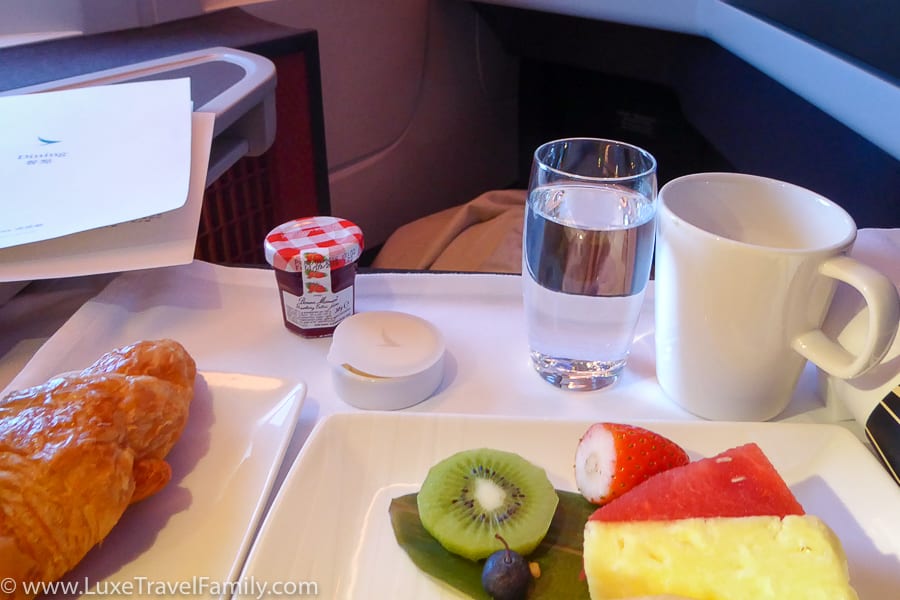 Cathay Pacific Business Class Hong Kong breakfast